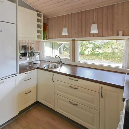 別荘 Roir - 250m From The Sea In Bornholm By Interhome *