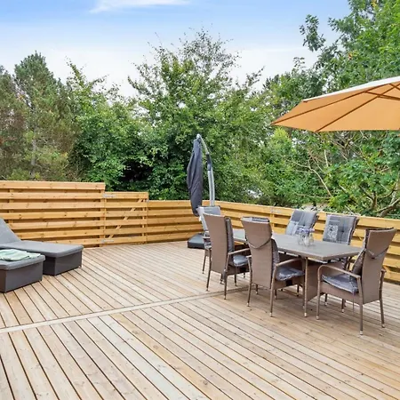 Roir - 250m From The Sea By Interhome